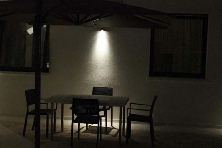 Chiostro Di S. Antonio Apartment Марсала Екстериор снимка