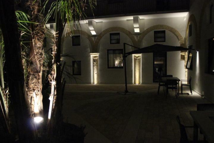 Chiostro Di S. Antonio Apartment Марсала Екстериор снимка