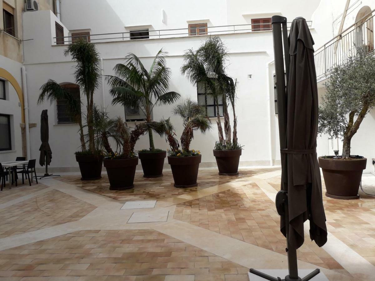 Chiostro Di S. Antonio Apartment Марсала Екстериор снимка